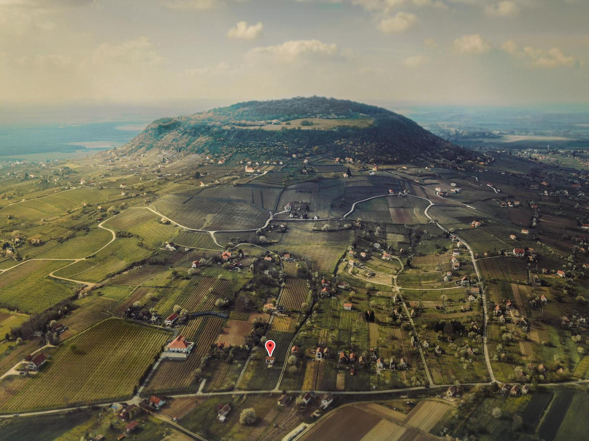 Jera Pince és Vendégház Somlovasarhely Exterior foto